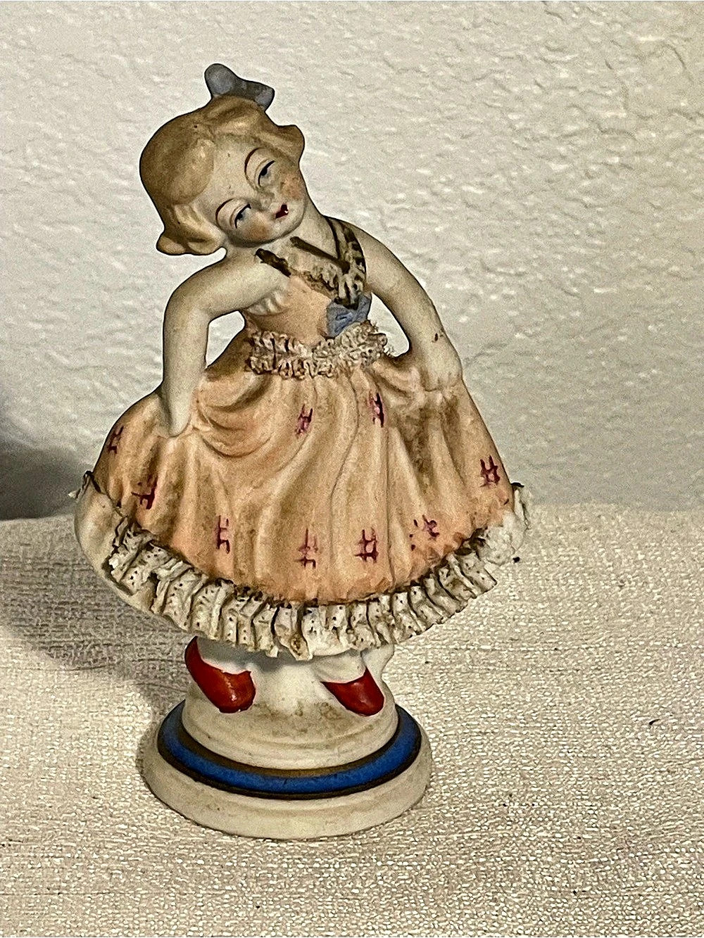 Vintage Figurine Sculpture Cream & Blue